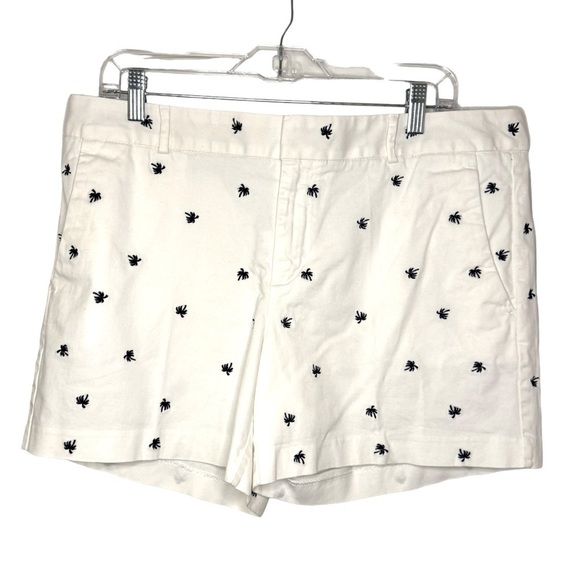 Banana Republic Pants - Banana Republic City Chino Palm tree shorts novelty women’s 14 white navy